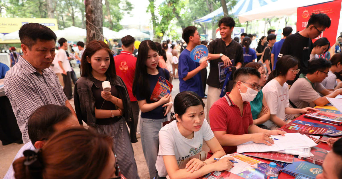 Loạt trường đại học tăng học phí năm 2026