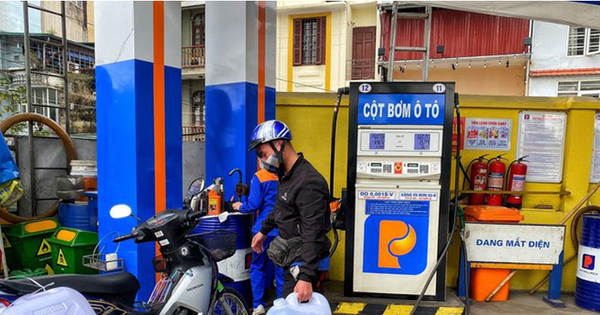 Tích trữ xăng dầu - lợi bất cập hại