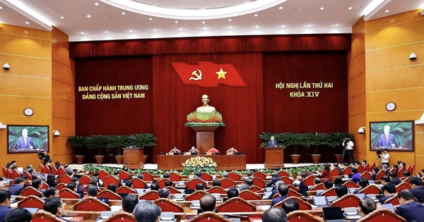 Thông cáo báo chí ngày làm việc thứ nhất Hội nghị Trung ương 2 khóa XIV