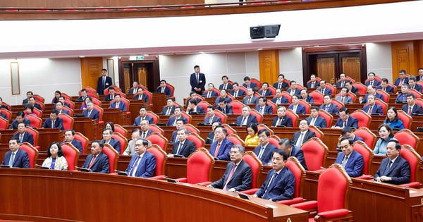 Để nghị quyết đi vào cuộc sống - Bài 2: Giữ vững nền tảng tư tưởng, khơi thông hành động