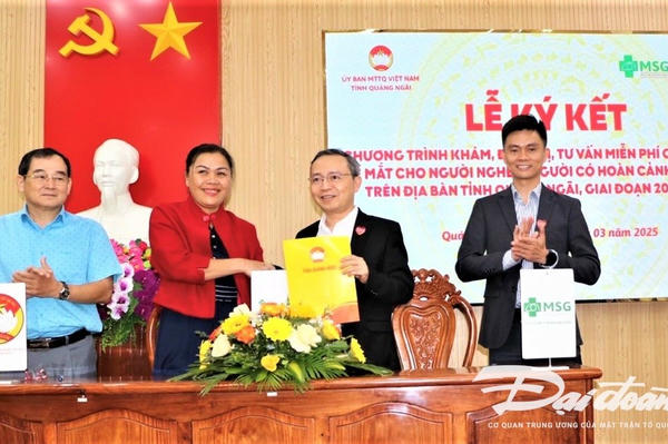 Quảng Ngãi: Ký kết chương trình khám, điều trị miễn phí các bệnh lý về mắt
