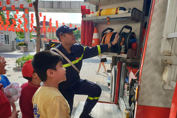 Tuyên truyền phòng cháy, chữa cháy cho học sinh đầu năm học mới