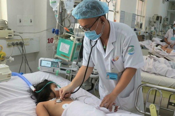 Sốt xuất huyết: Đừng chủ quan khi đã hạ sốt