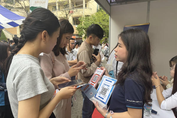 Giảm nhiều đầu mối đại học địa phương sau sáp nhập