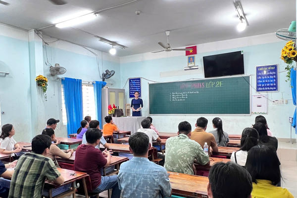 Xây dựng môi trường học đường an toàn, lành mạnh 
