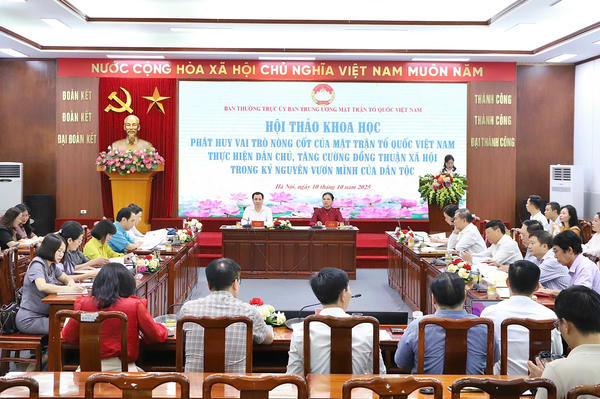 Phát huy vai trò nòng cốt của Mặt trận trong thực hiện dân chủ, tăng cường đồng thuận xã hội