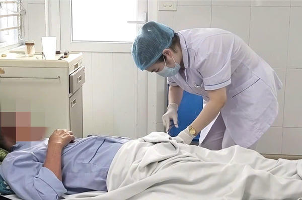 Chủ động chặn dịch bệnh bùng phát sau mưa lũ