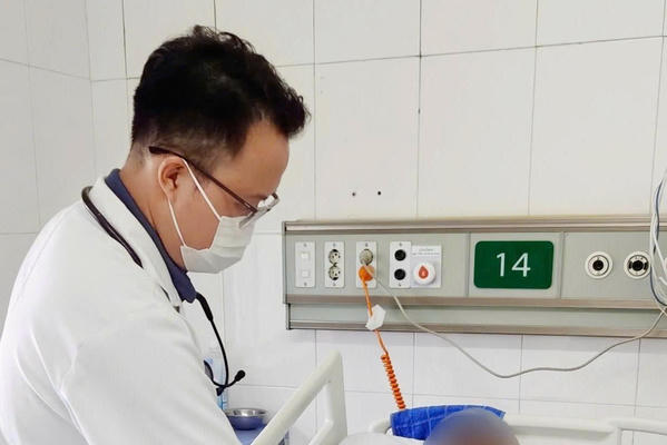 Số ca mắc sốt xuất huyết tăng nhanh sau bão lũ