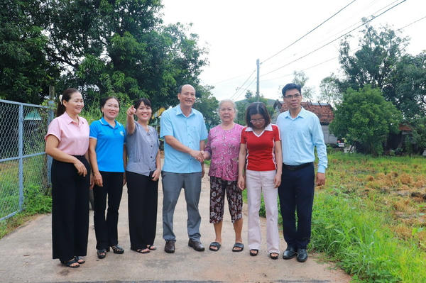 Gia Lai: Hơn 50 hộ dân hiến đất làm 13 tuyến đường nông thôn 