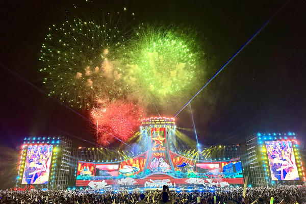 Quảng Ninh: Bùng nổ với 'đại tiệc âm nhạc' tại Concert Hạ Long 2025