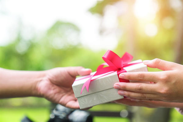 Quà tặng Quà tặng