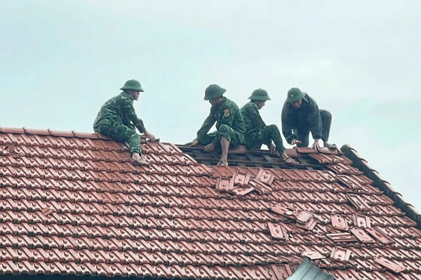 Thủ tướng chỉ đạo khắc phục nhanh hậu quả mưa lũ ở Trung Bộ, sớm ổn định đời sống