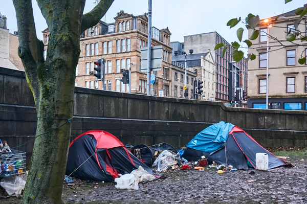 Vấn nạn vô gia cư và bất bình đẳng nhà ở tại đô thị