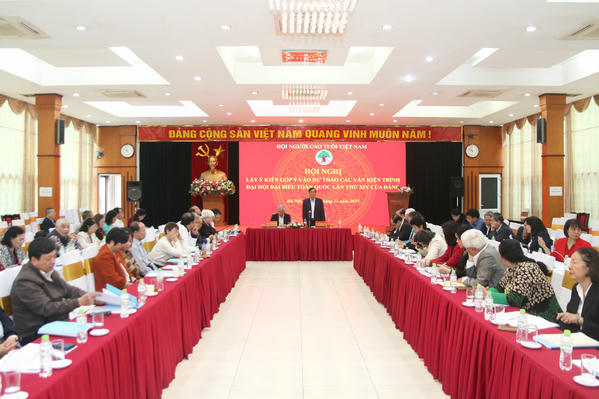 Người cao tuổi hiến kế hoàn thiện các văn kiện trình Đại hội XIV của Đảng