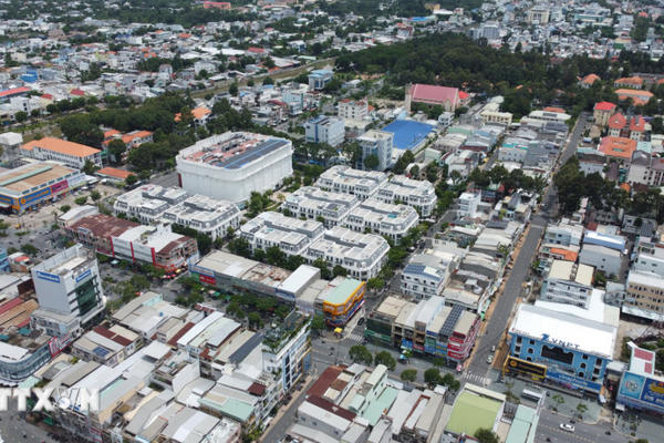 Bộ Nội vụ bác bỏ thông tin sẽ tiếp tục sáp nhập còn 16 tỉnh thành Bộ Nội vụ bác bỏ thông tin sẽ tiếp tục sáp nhập còn 16 tỉnh thành