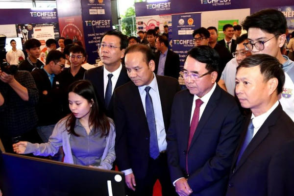 Techfest 2025: Lan tỏa tinh thần đổi mới sáng tạo