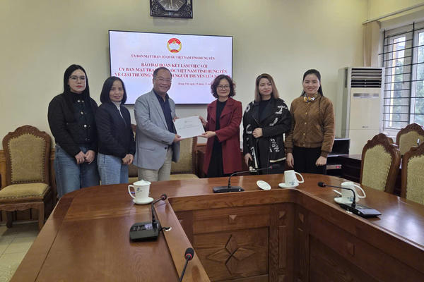 Báo Đại đoàn kết lan tỏa Chương trình “Vinh danh Người truyền lửa” tại tỉnh Hưng Yên