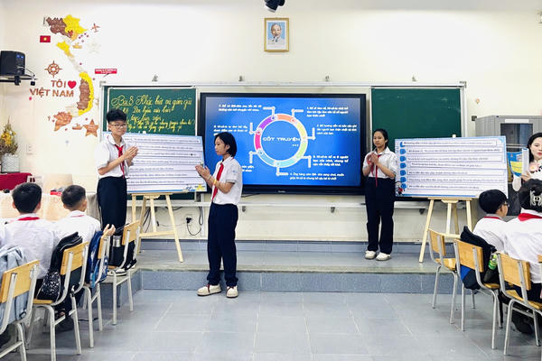 Tiên phong ứng dụng trí tuệ nhân tạo trong giảng dạy - Bài 2: Sáng tạo số trong từng tiết học