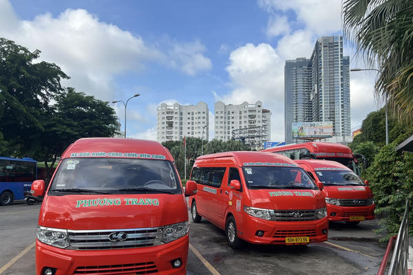 TP Hồ Chí Minh dừng hoạt động xe khách đưa đón cán bộ sau hợp nhất, sáp nhập