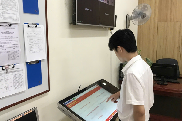 Thái Nguyên: Khoa học và Công nghệ - Đòn bẩy giảm nghèo thông tin cho vùng cao