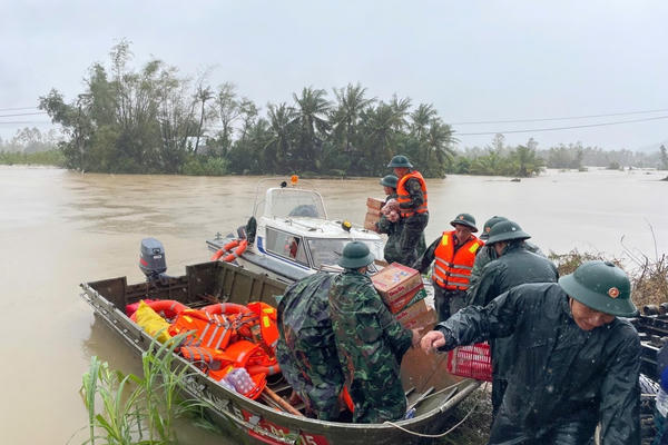 Đắk Lắk: Khẩn trương tập trung ứng phó và kịp thời khắc phục hậu quả lũ lụt đặc biệt lớn