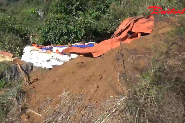 Thái Nguyên: Khai thác vàng trái phép trên đỉnh Pác Ả