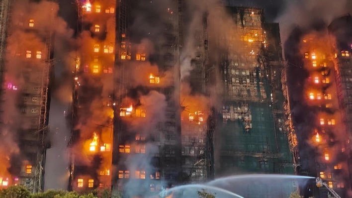 Vụ cháy chung cư ở Hong Kong: Chưa có thông tin về nạn nhân là người Việt Nam Vụ cháy chung cư ở Hong Kong: Chưa có thông tin về nạn nhân là người Việt Nam