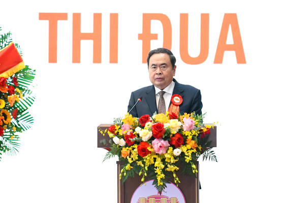 Chủ tịch Quốc hội: Đổi mới công tác khen thưởng, bảo đảm công khai, minh bạch, kịp thời, chính xác