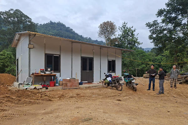 Nghệ An: Sớm tái định cư cho người dân vùng sạt lở