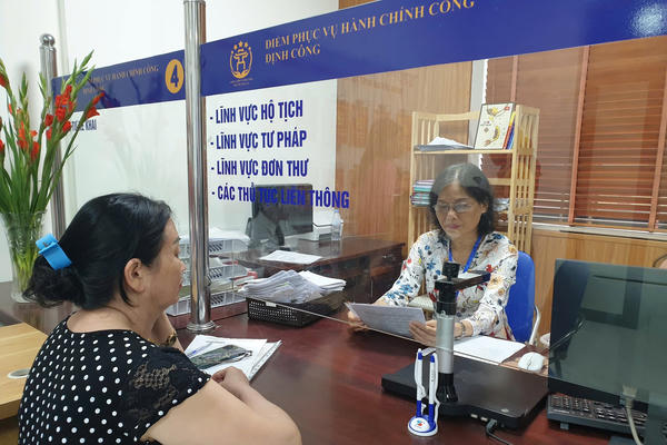 Dự án Luật Hộ tịch sửa đổi: Phân cấp thẩm quyền đăng ký hộ tịch cho cấp xã Dự án Luật Hộ tịch sửa đổi: Phân cấp thẩm quyền đăng ký hộ tịch cho cấp xã