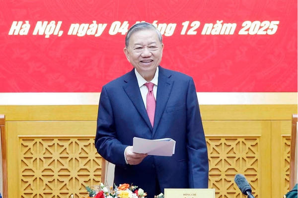 Hành động theo phương châm “5 vững,” xây dựng quân đội trong tình hình mới Hành động theo phương châm “5 vững,” xây dựng quân đội trong tình hình mới