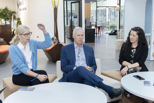 Giảm 90% nguy cơ mắc bệnh ung thư cổ tử cung chỉ với một liều vaccine HPV Giảm 90% nguy cơ mắc bệnh ung thư cổ tử cung chỉ với một liều vaccine HPV