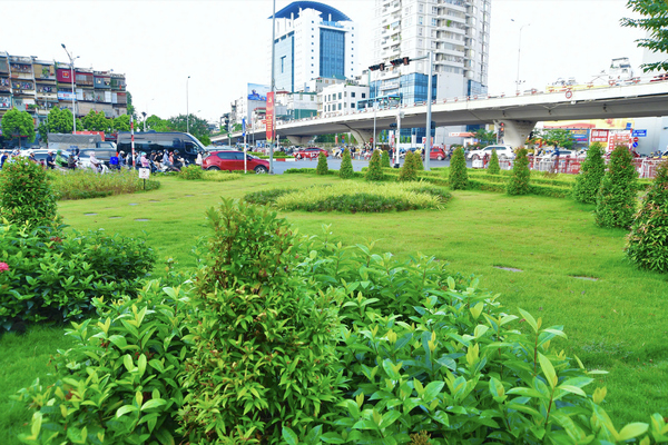 Tuyến đường Vành đai 2 ở Hà Nội: Diện mạo sạch đẹp, hiện đại sau gần một năm thí điểm