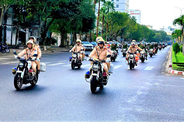 Công an các tỉnh miền Trung đồng loạt ra quân trấn áp tội phạm