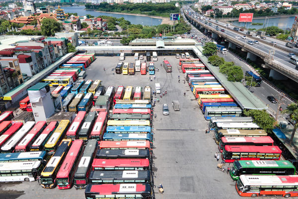 Hà Nội yêu cầu doanh nghiệp vận tải siết chặt công tác bảo đảm an toàn giao thông