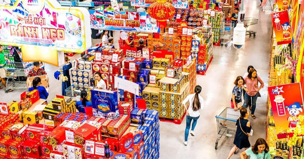 Khẩn trương khắc phục hậu quả thiên tai, phục hồi sản xuất kinh doanh, đẩy mạnh tiêu dùng, phục vụ nhu cầu Tết của nhân dân