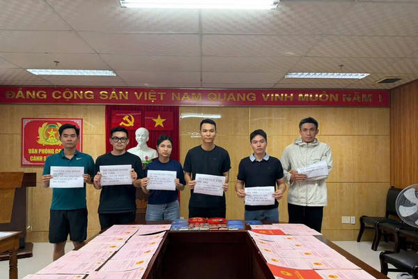 Đà Nẵng: Triệt phá đường dây đa cấp tiền ảo “ma”, chiếm đoạt gần 2.000 tỷ đồng Đà Nẵng: Triệt phá đường dây đa cấp tiền ảo “ma”, chiếm đoạt gần 2.000 tỷ đồng