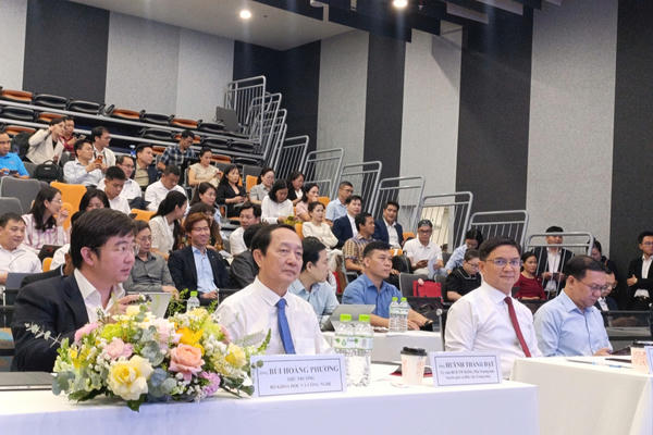 Việt Nam đặt mục tiêu cung cấp 100.000 kỹ sư cho công nghiệp bán dẫn