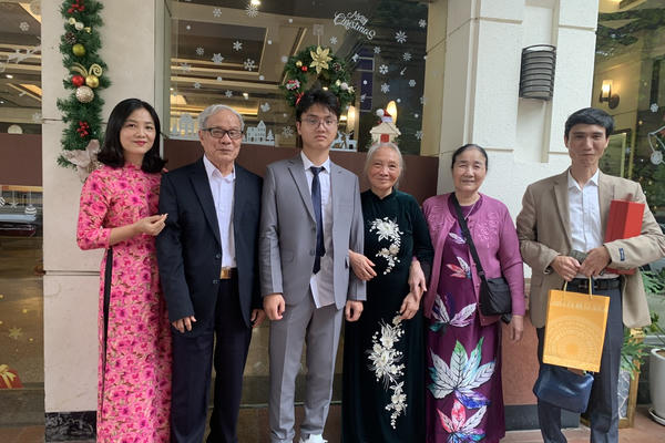 Hành trình chinh phục tri thức bằng đam mê Hành trình chinh phục tri thức bằng đam mê