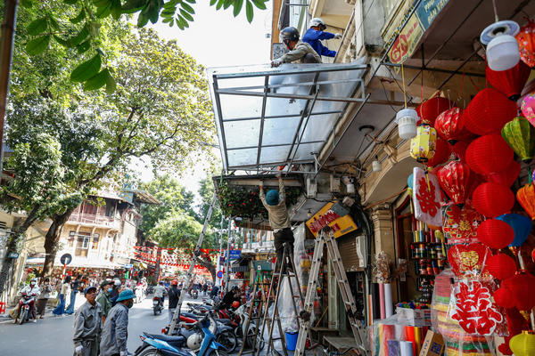 Vỉa hè, lòng đường Hà Nội: Hình ảnh khác sau một tuần ra quân