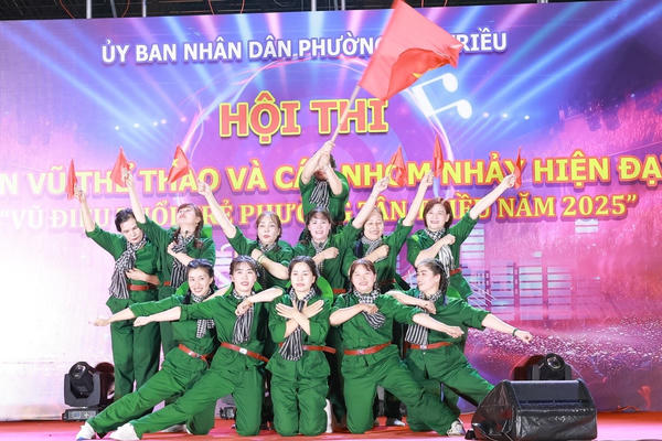 Gần 1.000 diễn viên quần chúng tham gia vũ điệu tuổi trẻ