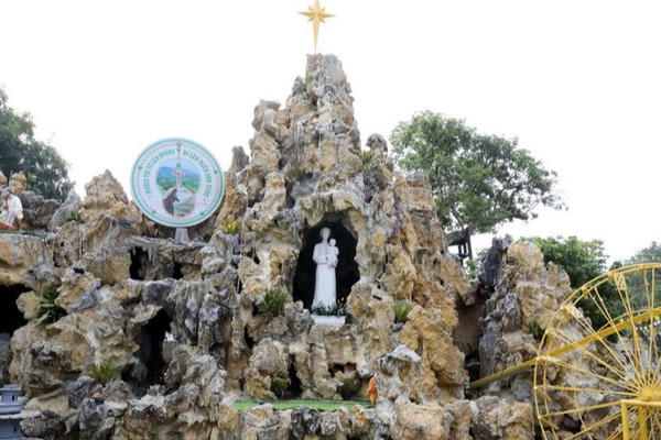 Đồng bào Công giáo góp phần tích cực củng cố khối đại đoàn kết toàn dân tộc