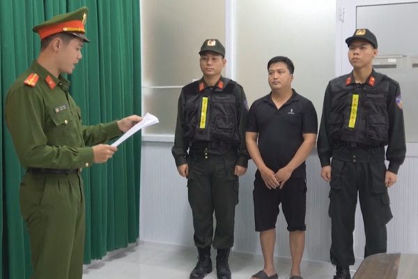 Nghiêm trị với hàng giả