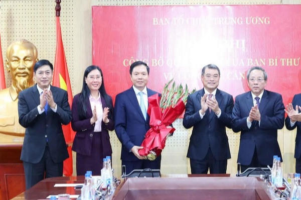Ban Tổ chức Trung ương công bố quyết định của Ban Bí thư về công tác cán bộ