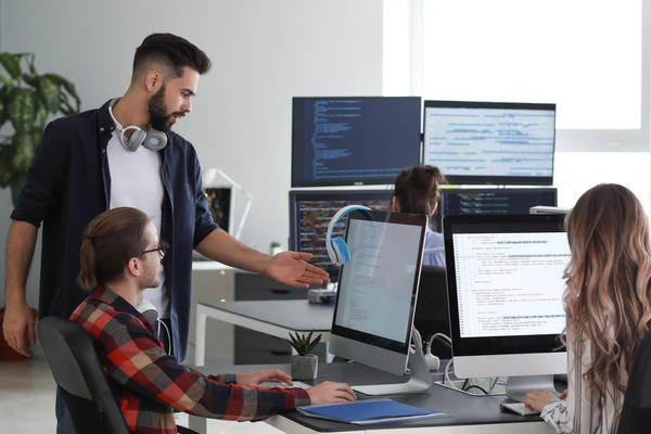 Chảy máu chất xám trong cuộc đua công nghệ