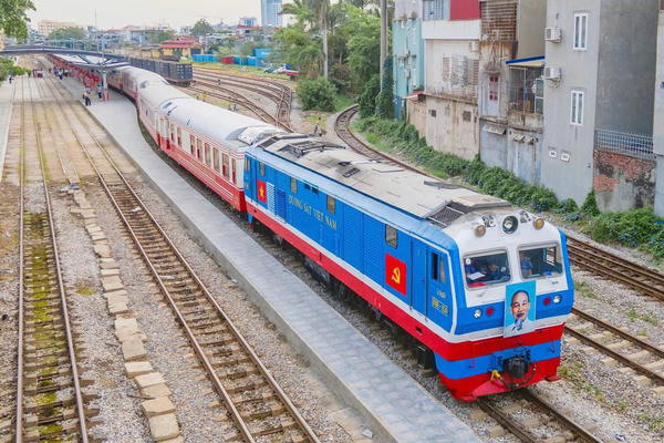 Đường sắt thêm 5.500 vé tàu và tăng cường 11 chuyến tàu dịp Tết Bính Ngọ 2026