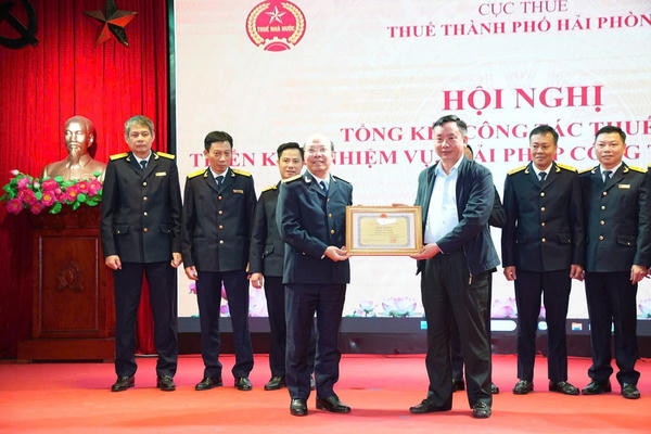 Hải Phòng: Lần đầu thu ngân sách nội địa đạt mốc 100.000 tỷ đồng