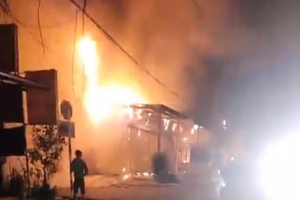 Đắk Lắk: Cháy từ trụ điện trước nhà, 4 người tử vong, bé sơ sinh sống sót kỳ diệu