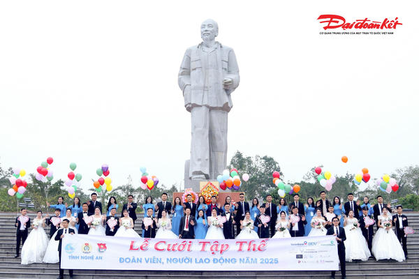 Ấm áp lễ cưới tập thể cho 11 cặp đôi công nhân, lao động tại Nghệ An