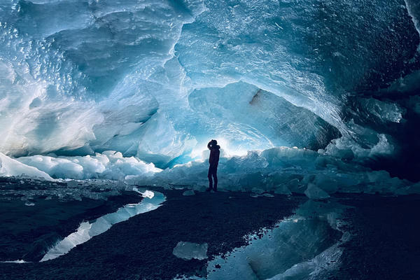 Hàng nghìn sông băng tan biến mỗi năm